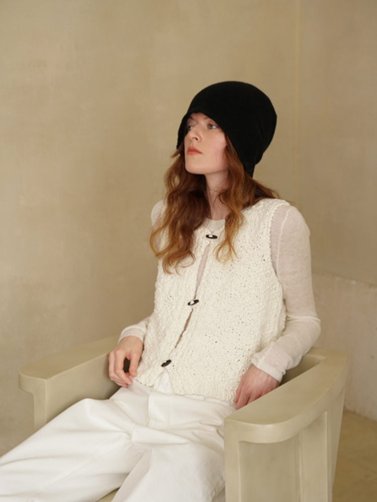 COSYCOZY Hand-Knitted Vest