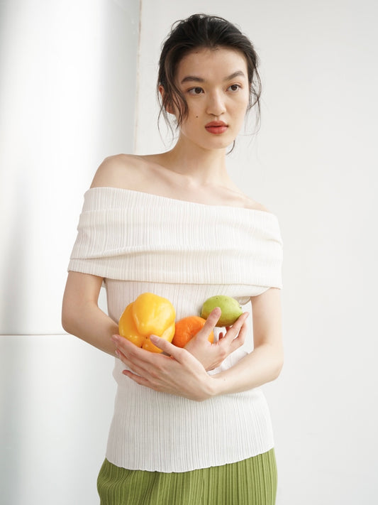COSYCOZY Knit Pleated Over-shoulder Top