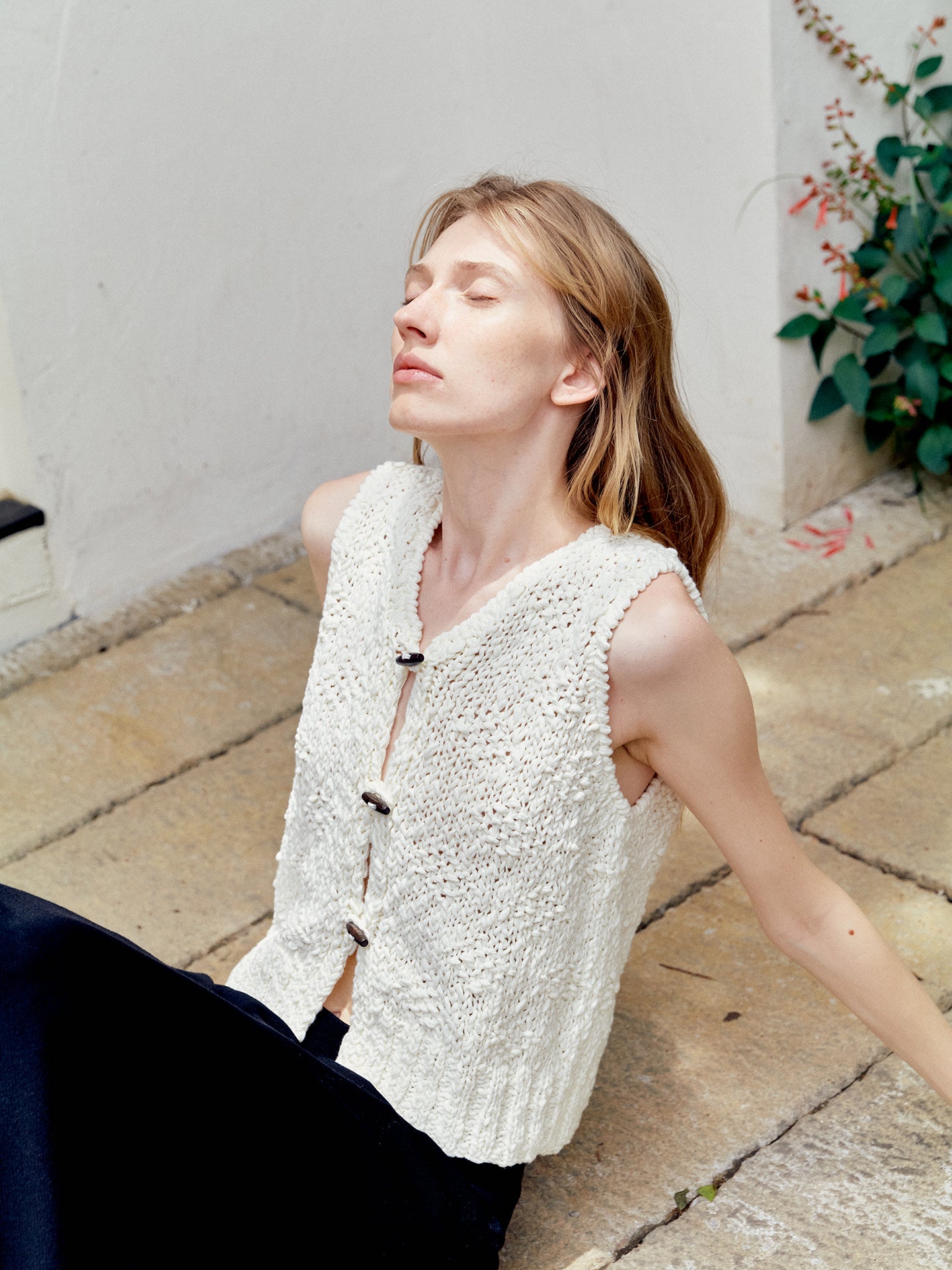【COSYHARU】Ice Tencel V-neck Short Sleeve Knit COSYHARU – einz.jp