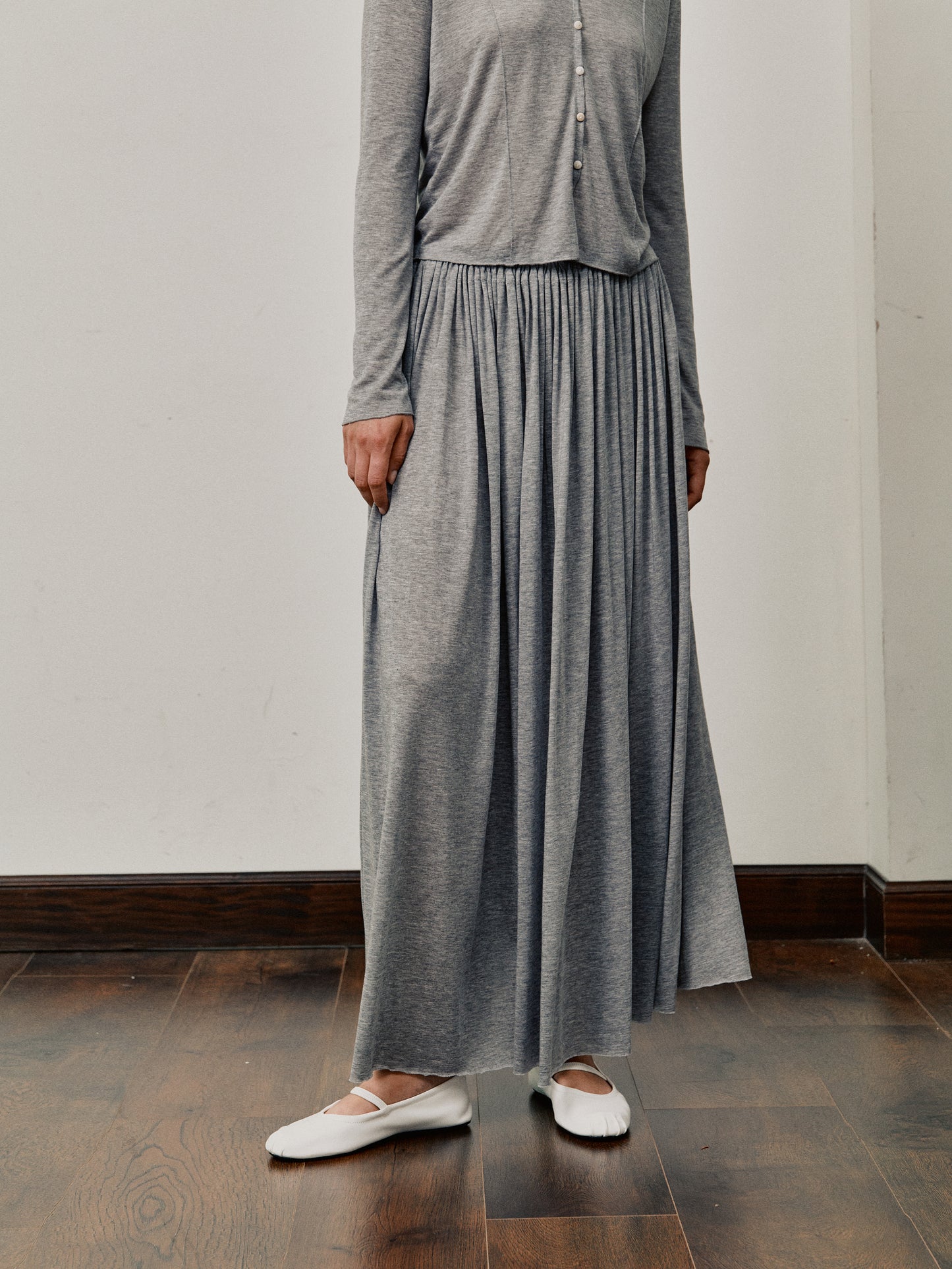 COSYCOZY Silk Pleated Skirt