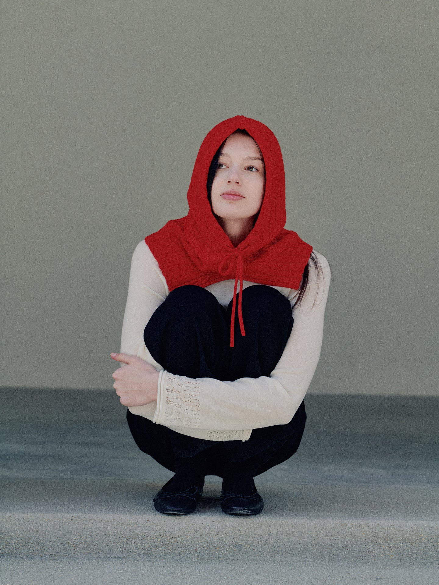 COSYCOZY Cable-knit Drawcord Snood Hood