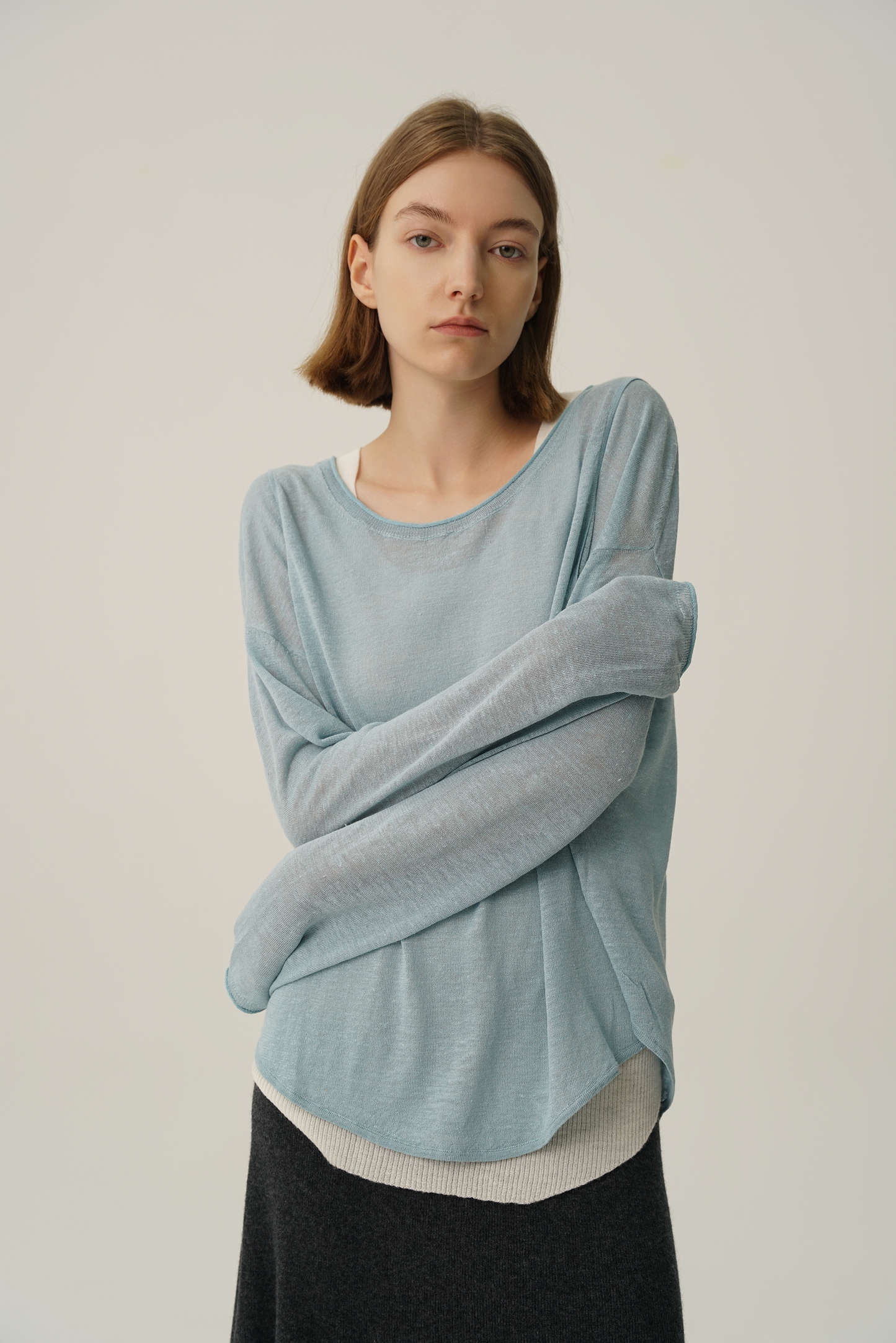 COSYCOZY Linen Long Sleeved Rolled Edge T-shirt