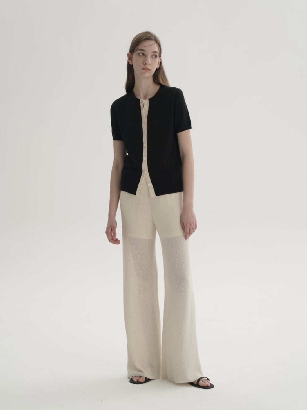 [COSYHARU公式] Ice Tencel V-Neck Short Sleeve Knit COSYCOZY Tencel Blend Knitted Short-sleeved Cardigan